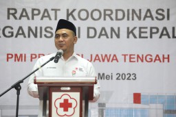 Wagub Jateng, Gus Taj Yasin, saat memberikan sambutan dalam Rapat Koordinasi Bidang Organisasi dan Kepala Markas di Gedung Pusdiklat PMI Jawa Tengah, Selasa 09/05/2023. (Jateng Memanggil/Ist)