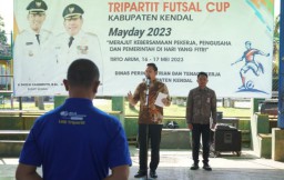 Peringati May Day 2023, Disperinaker Kendal Adakan Lomba Tripartit Futsal Cup Kendal