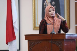 Angka Stunting dan Perkawinan Anak Bikin Ngeri, Caping Gayeng Hadir di Jateng Sebagai Solusi