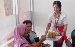 Di Hari Jamu Nasional 2023, Sekartama Weleri Bagikan Ratusan Jamu Gratis ke Masyarakat