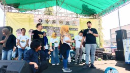 Ajak Emak- Emak Senam Bersama, Bupati Dico Kampanyekan Gempur Rokok Ilegal