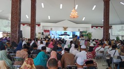 Visa Belum Turun, 12 CJH Asal Kendal Tertahan di Donohudan