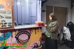 Pahit Manis di Balik Kesuksesan Irma Nuari Sebagai Pengusaha Donat Mini