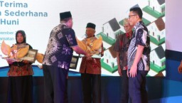 Kini Tak Lagi Bocor dan Berlantai Tanah, Warga Blora Gembira Rumahnya Direnovasi PT Djarum