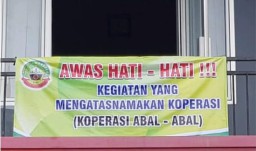 Banner yang dipasang di sejumlah pasar daerah oleh Dindagkop UKM Kabupaten Blora. (Jateng Memanggil/Ist) 