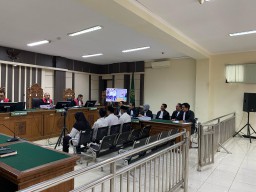 Keterangan: Sidang kasus tukar guling atau tukar menukar tanah kas Desa Botomulyo, di gelar di Pengadilan Tipikor Semarang, Selasa 11/03/2025. (Ist/Jateng Memanggil.co)
