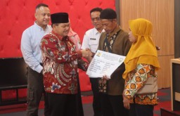 Serah Terima Ganti Rugi TPA Blondo Kabupaten Semarang (Jateng Memanggil/Ist)