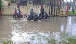 DPUPR Blora Akan Tindaklanjuti Langganan Banjir di Samping Mapolres