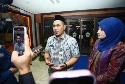 Wakil Gubernur Jateng, Taj Yasin Saat di Wawancarai Awak Media (Jateng Memanggil/Ist)