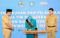 Keterangan: Nawal Arafah Yasin saat menghadiri acara pengukuhan dan prlantikan pengurus PKK Jateng, Senin 21/04/2025. (Hms/Jateng Memanggil)