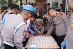 Gaktibplin, 141 Personel Polres Kendal Jalani Tes Urine dan Deteksi Aktivitas Judi Daring