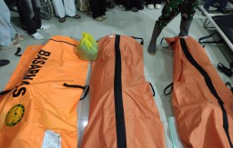 Enam Mahasiswa KKN UIN Walisongo Terseret Arus di Sungai Genting, Begini Kronologinya!