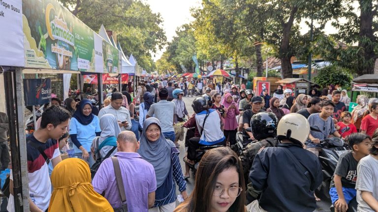 Omzet Festival Kampung Ramadan Rembang 2025 Meningkatkan Rp 600 Juta