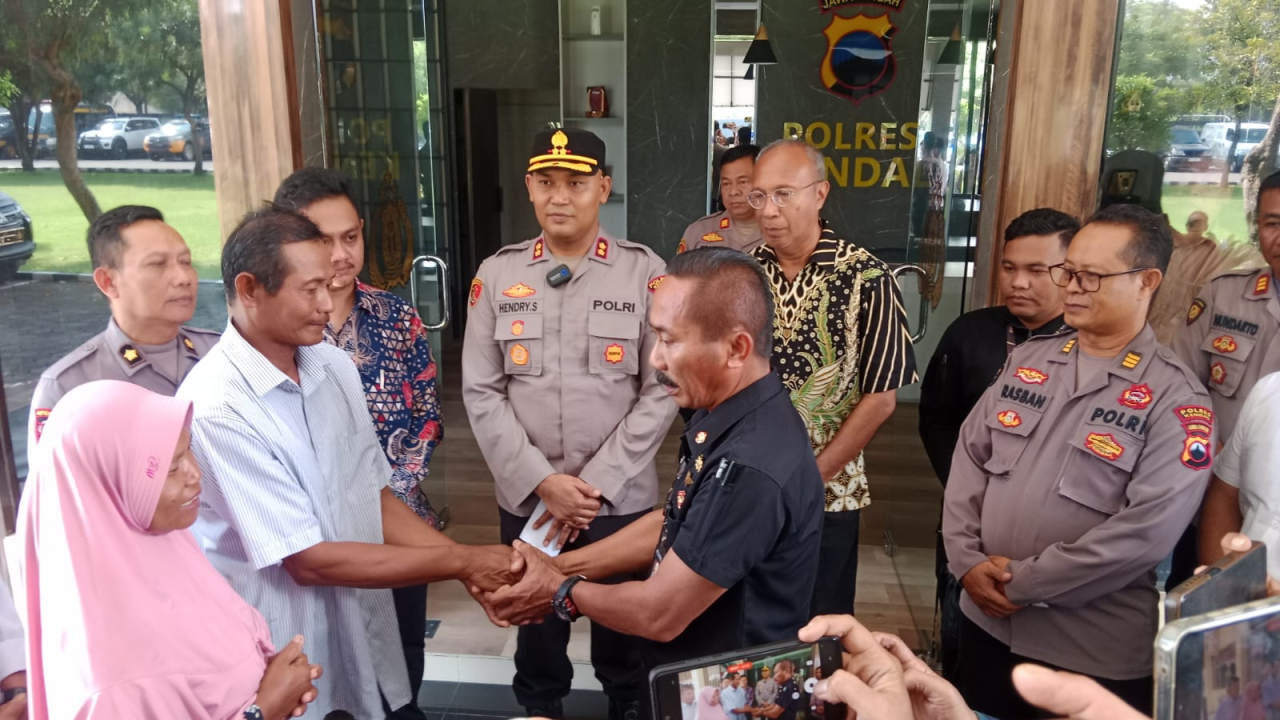 Difasilitasi Polres Kendal, Konflik PKL dan Satpam KIK Berakhir Damai