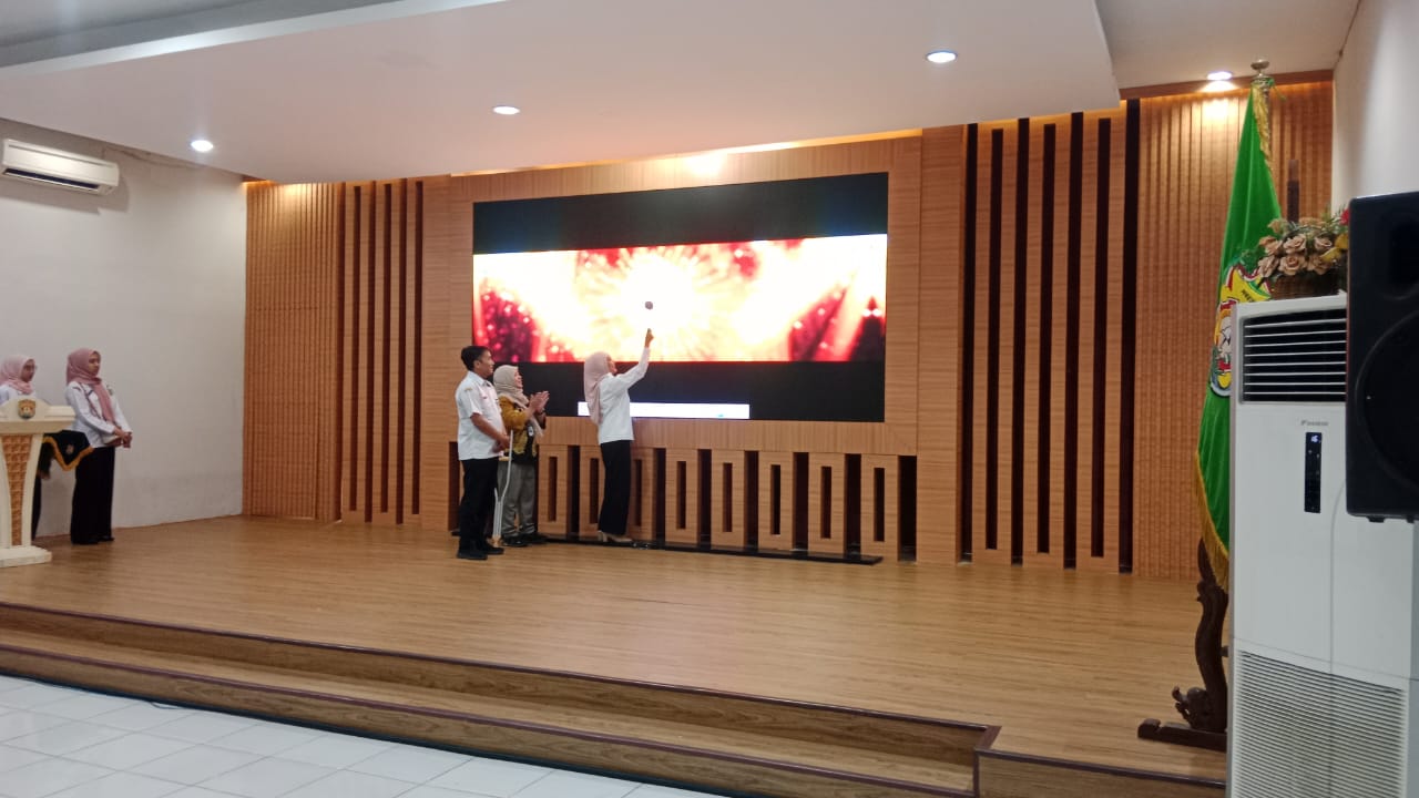 Pemkab Kendal Luncurkan Aplikasi Siap Kendal dan E-Magazine Berdikari, Dorong Layanan Informasi Publik Lebih Transparan